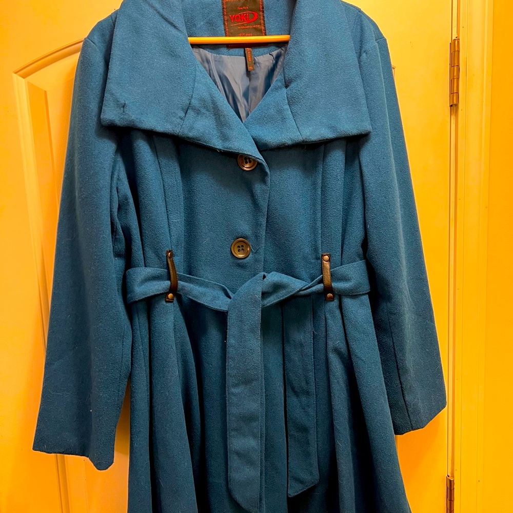 Ladies dress coat, size XL, beautiful teal color